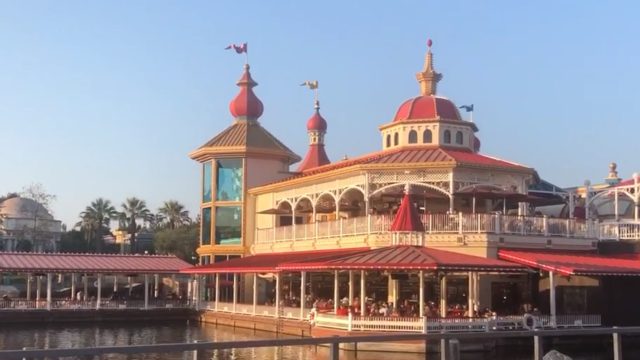 Lamplight Lounge at Disney’s California Adventure-Review